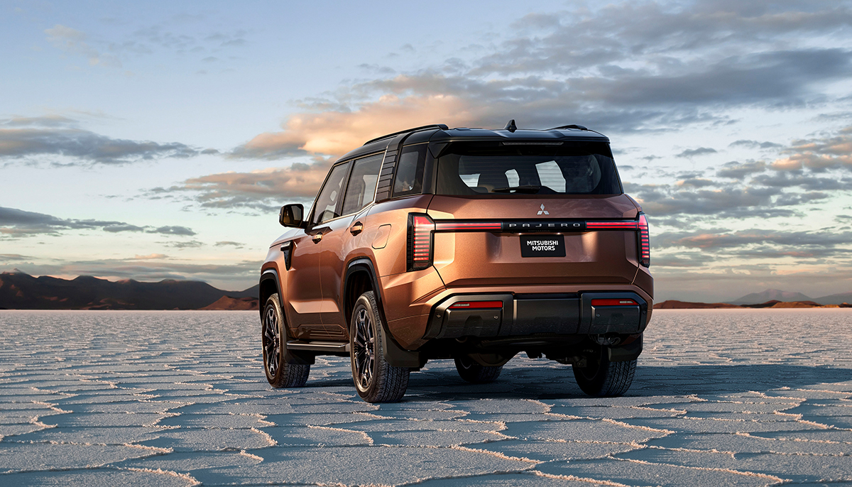 2027-Mitsubishi-Pajero-3-1788332996.jpg