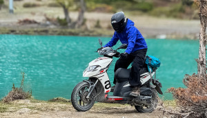 Aprilia SR160 Becomes First Aprilia Scooter to Reach Gangapurna Lake and Khangsar Aprilia SR160 Becomes First Aprilia Scooter to Reach Gangapurna Lake and Khangsar