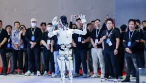 Xpeng Unveils 'Iron', a Humanoid Robot Powered by In-House AI