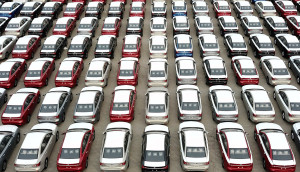 China Excludes Electric Vehicles from Strategic Industries in 2026-2030 Plan