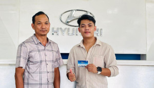 Hyundai Nepal Announces the First Lucky Customer to get 10 Lakh under Dashain-Tihar Festive Offer Hyundai Nepal Announces the First Lucky Customer to get 10 Lakh under Dashain-Tihar Festive Offer