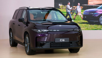 Leapmotor Unveils Updated C16 Electric SUV in China with New Powertrains and Features