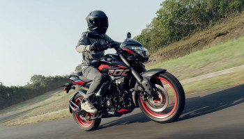 Updated Bajaj Pulsar NS200 Gets TFT Display, Five Ride Modes and Quickshifter