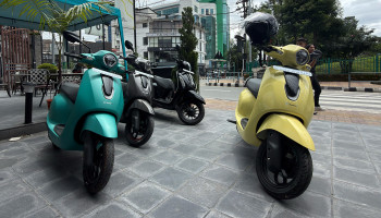 Bajaj Chetak C2501 and C3503 Now in Nepal; Price Starts at Rs 2.81 Lakh