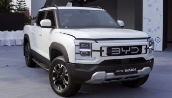 BYD Shark 6 Plug-in Hybrid Pickup Truck Showcased at BYD Hi-Tech Week