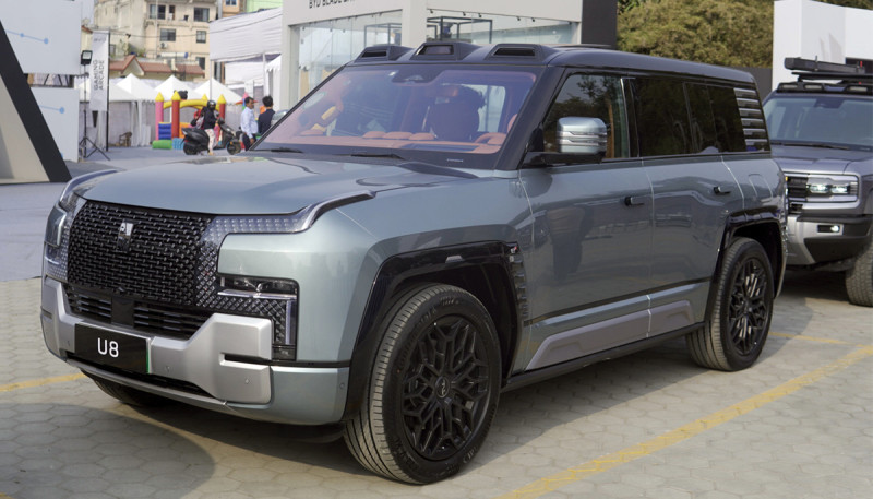 Yangwang U8 Showcased in Nepal: A Technological Marvel at BYD Hi-Tech Week