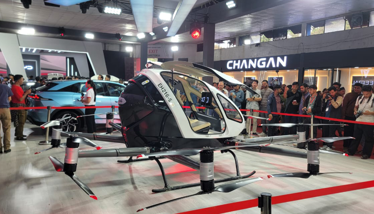 Deepal-eVTOL-flying-taxi-car-nepal-nada-auto-show-2025-4-1755592881.jpg
