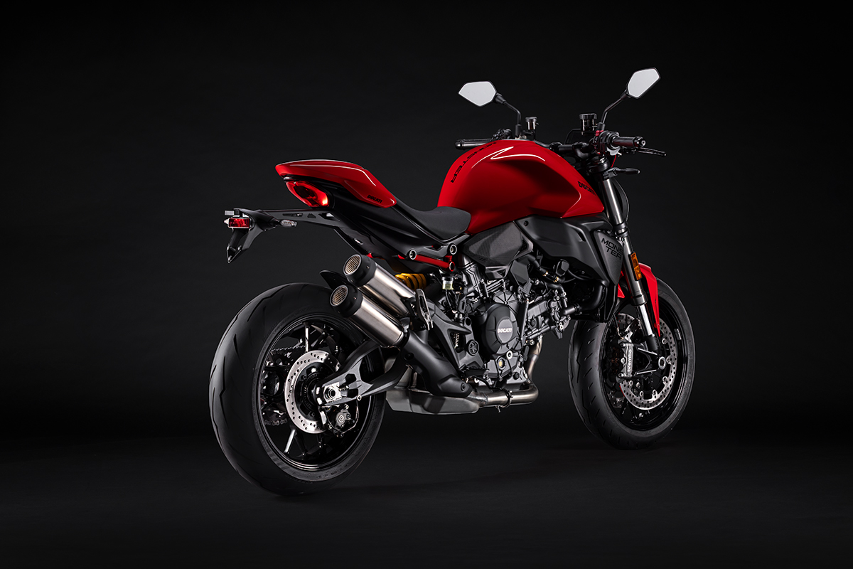 New-Ducati-Monster-8-1761458060.jpg