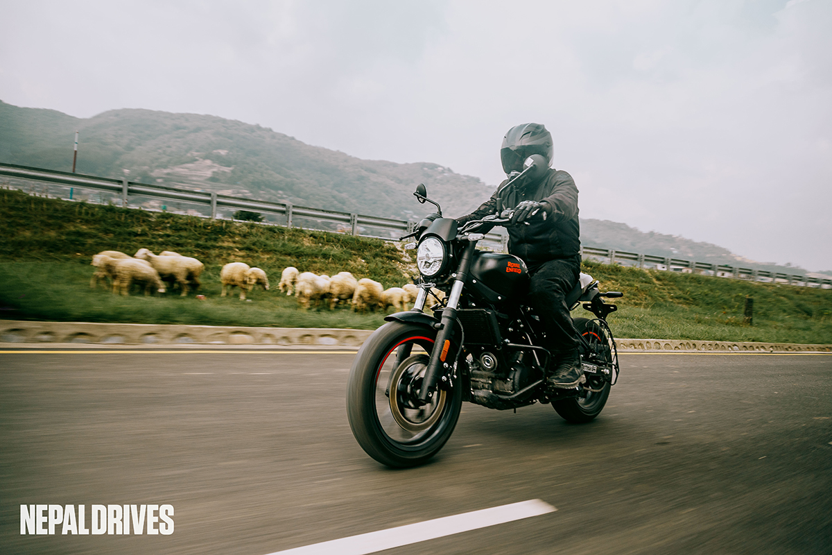 Royal-Enfield-Guerrilla-450-Nepal-Review-Price-13-1789455085.jpg
