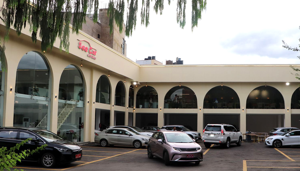 See-Car-Naxal-Showroom-3-1752128288.jpg
