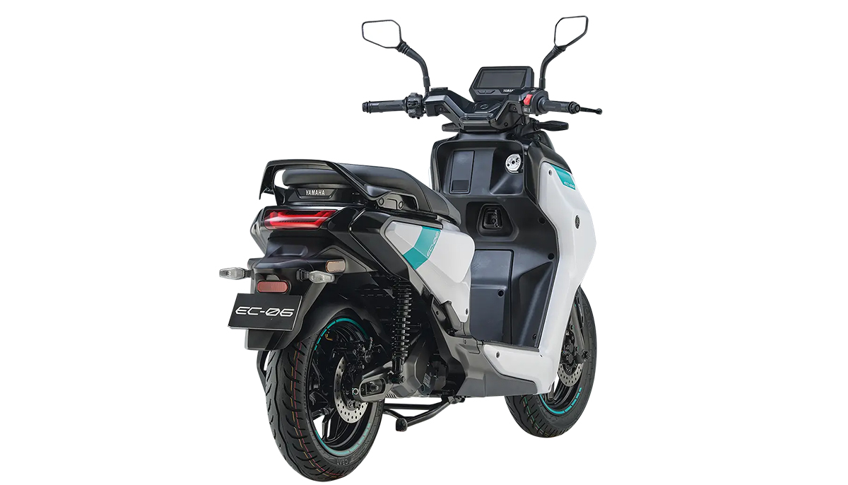 Yamaha-EC-06-Electric-Scooter-India-4-1770099146.jpg