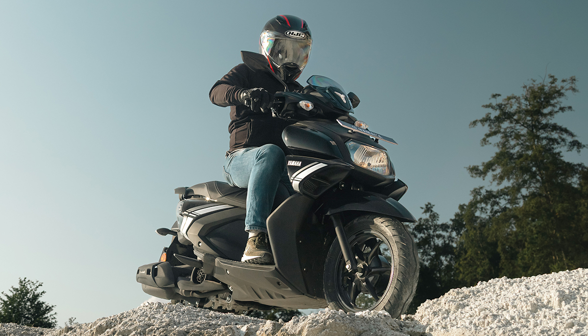 Yamaha RayZR 125 Fi Hybrid: Redefining Value in Nepal’s 125cc Scooter Segment