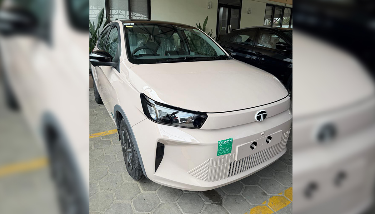 new-tata-tiago-ev-nepal-naima-spotted-kathmandu-1-1786003286.jpg