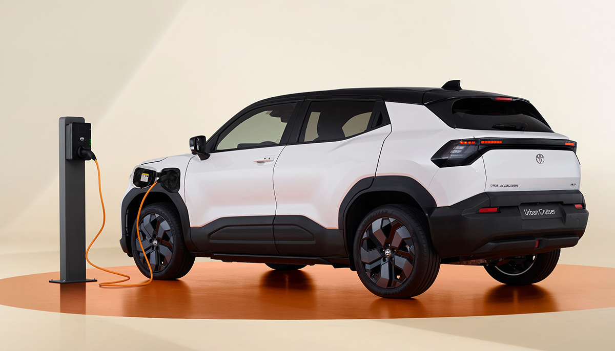 toyota-urban-cruiser-ev-2-1767860198.jpg